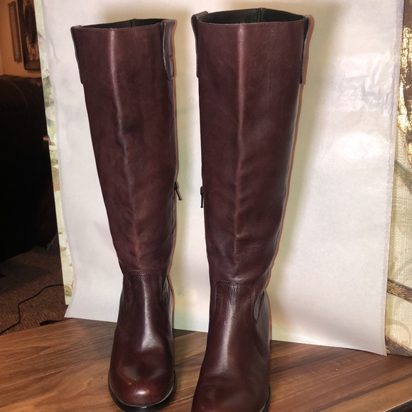 Boemos Italian genuine leather boots. European size 39 - Picture 2 of 11